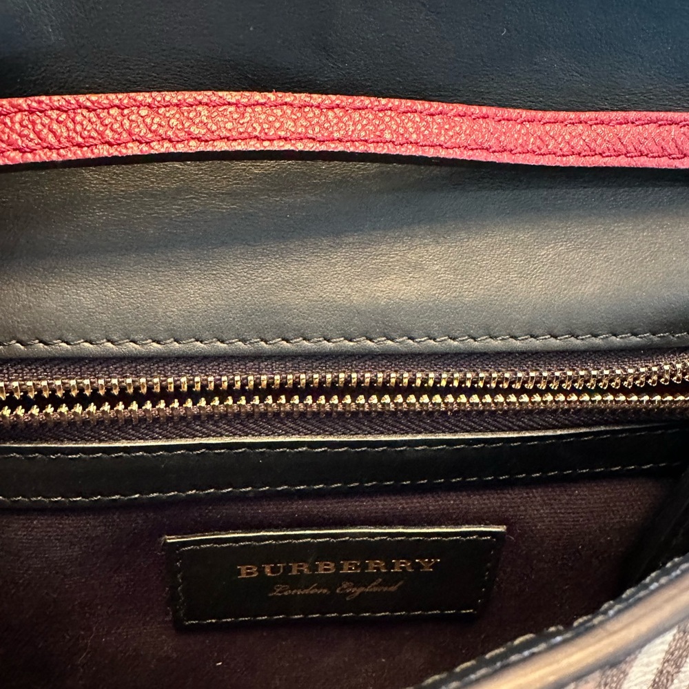 Burberry Loxley Crossbody Bag - Picture 2 of 5